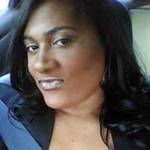 Meet your Posher, Roxanne